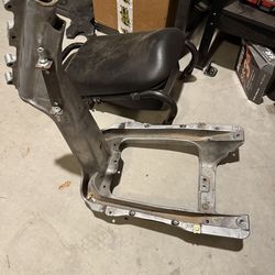 Honda ruckus front frame with title