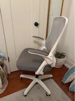 Office desk chair