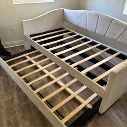 Trundel Bed NO mattresses Twin size
