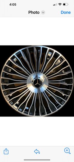 A Set Of 4 Maybach Mercedes Wheels 