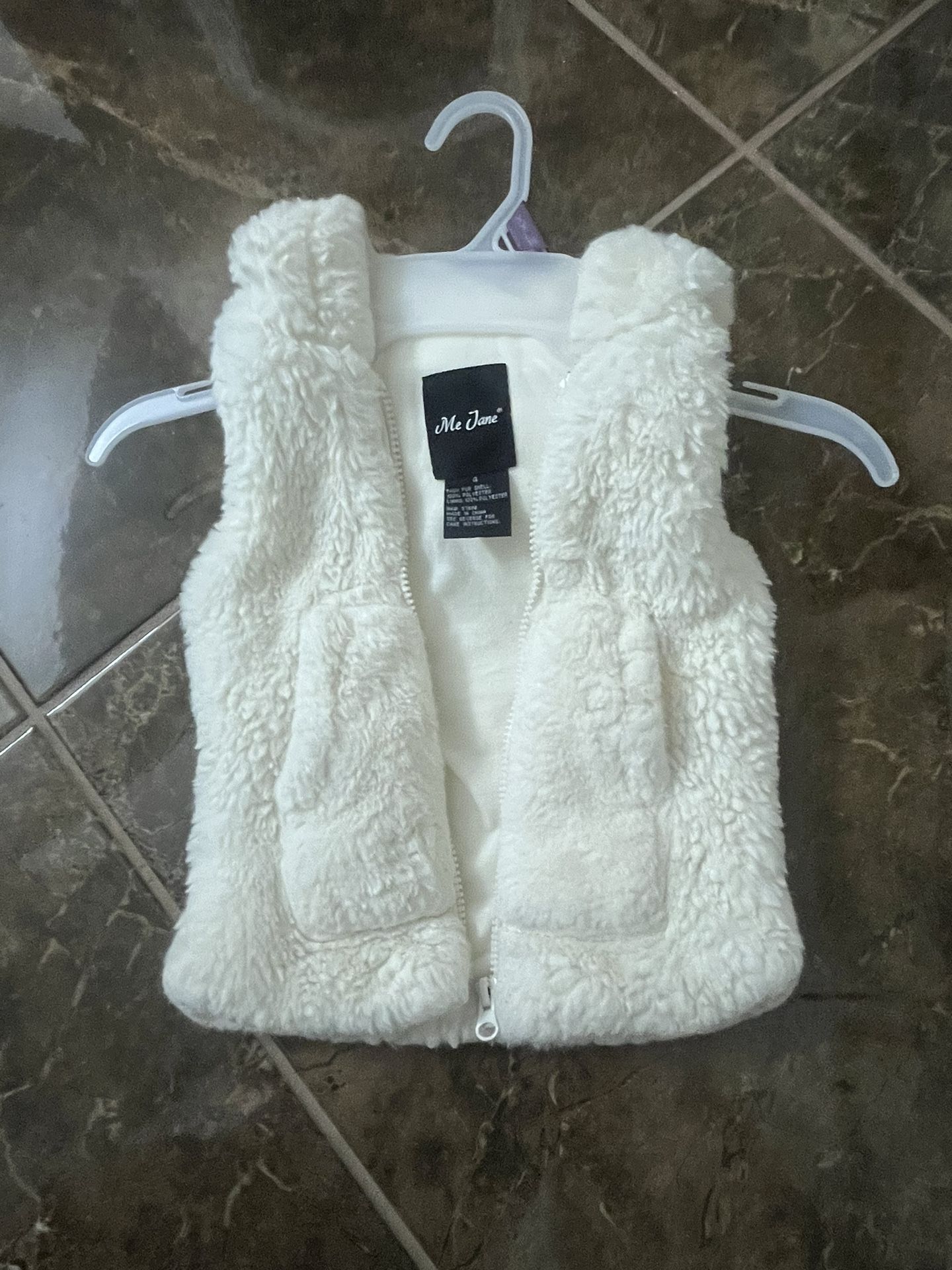 SIZE 4 fur VEST