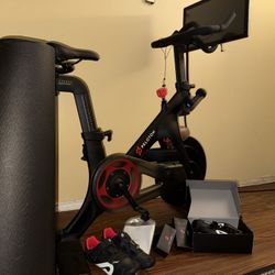 🚴‍♂️ Peloton Bike (Original) + 2 Pairs of Shoes & Accessories — Full Setup 🚴‍♂️ MUST SELL THIS WEEK!!!