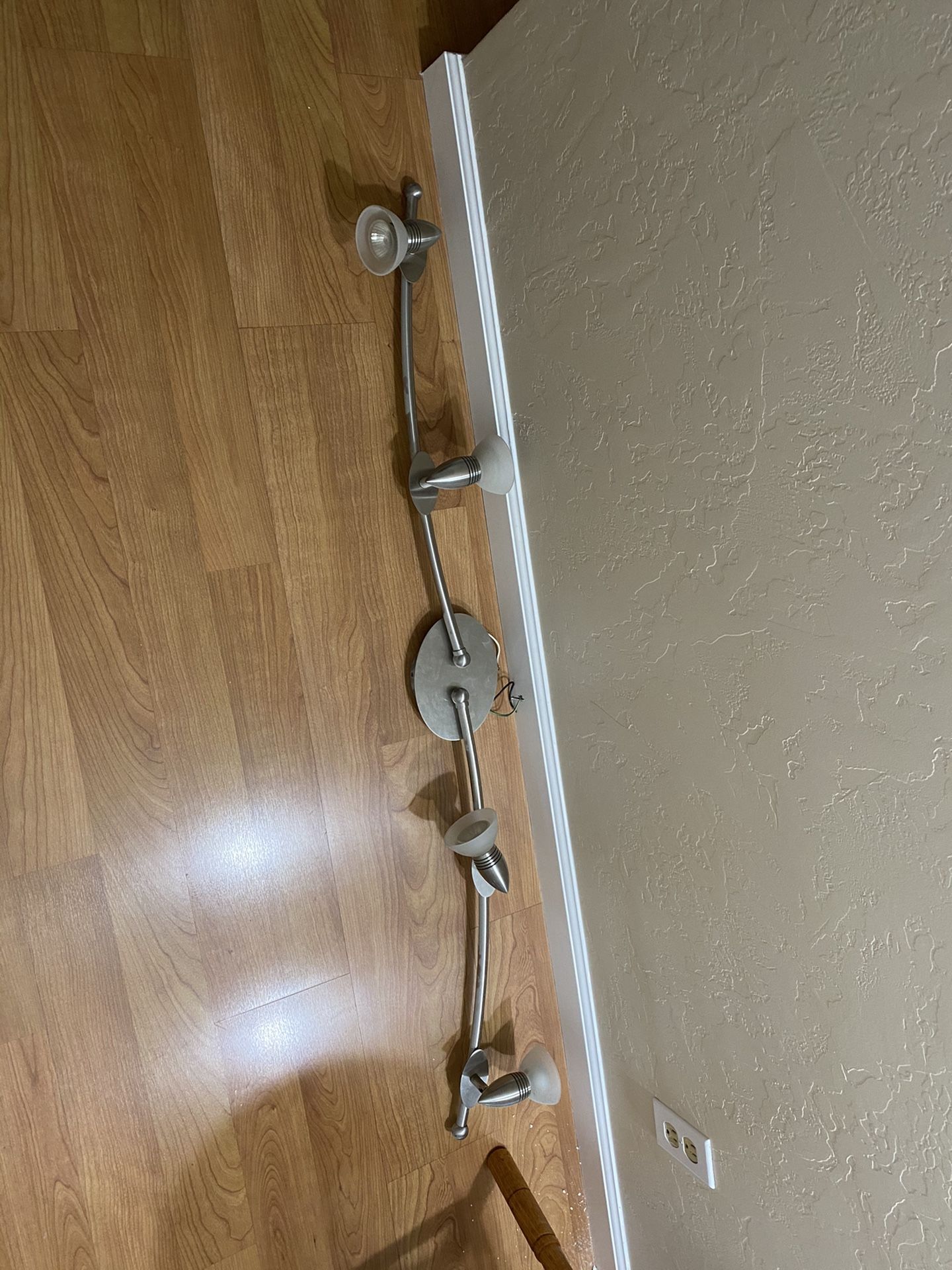 Light fixture