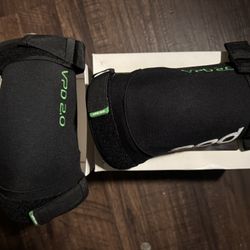 POC, Joint VPD 2.0 Elbow Pads, Mountain Biking Armor Uranium Black, Unisex