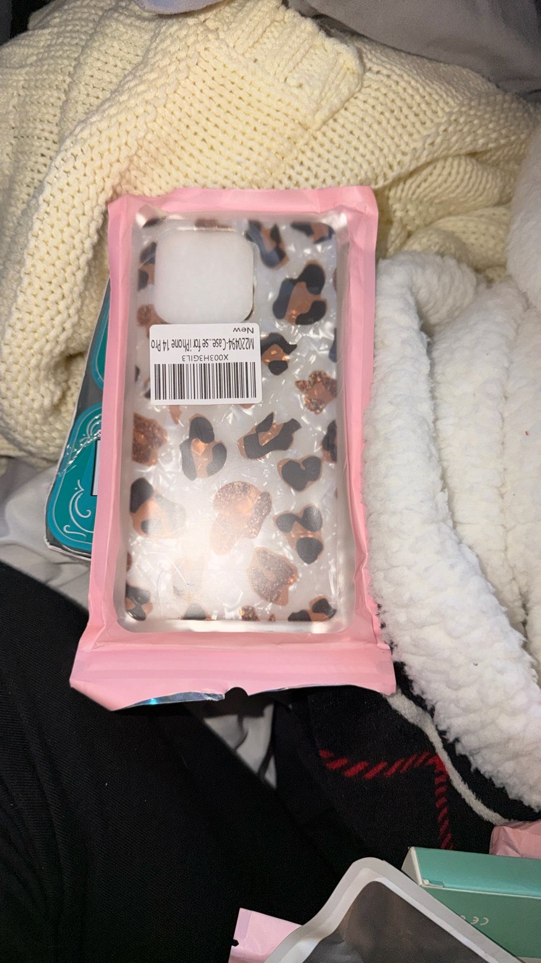 Cheetah Print Protectice iPhone Case, iPhone 14 Pro