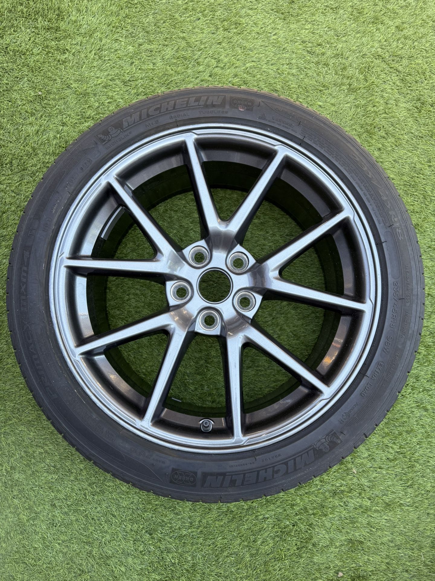 Tesla Model 3 Rim 18