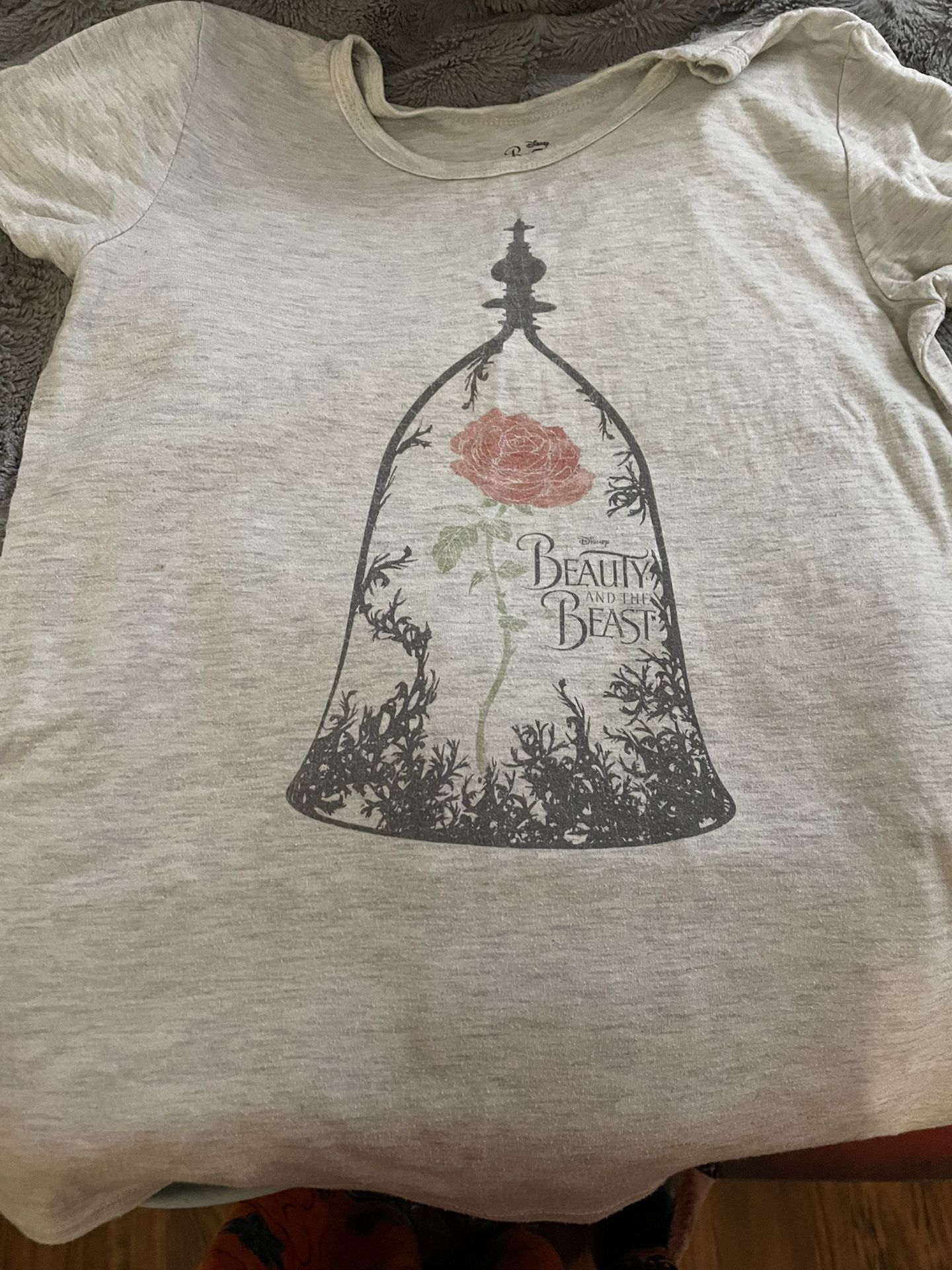 Beauty And The Beast T-shirt  Size Small