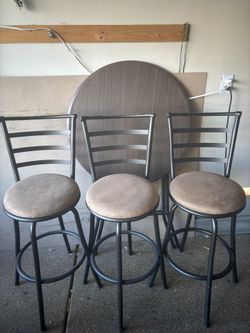 High Folding Table With Stools