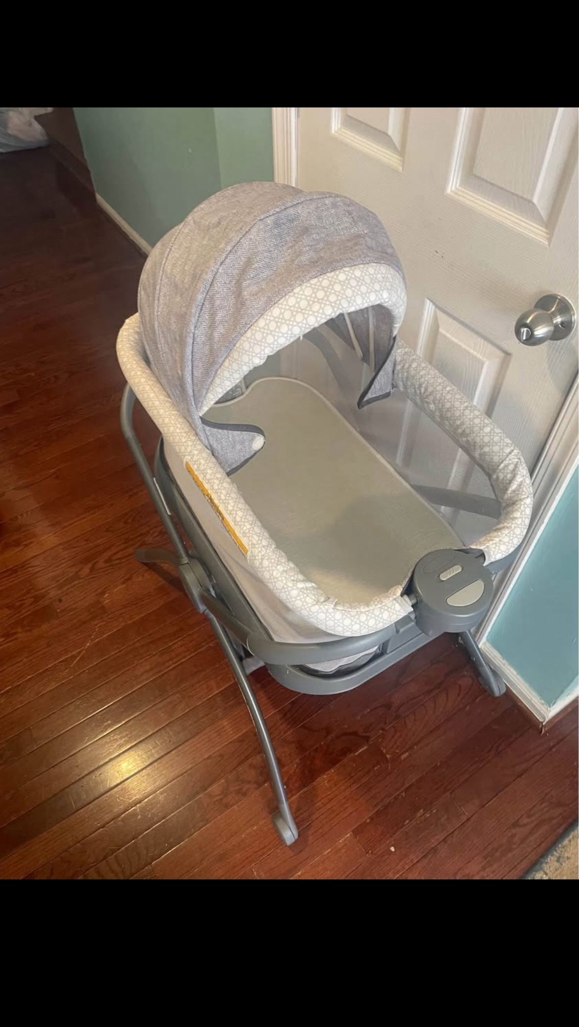 Graco® DreamMore™ 3-in-1 Portable Bassinet & Travel Crib, Beau