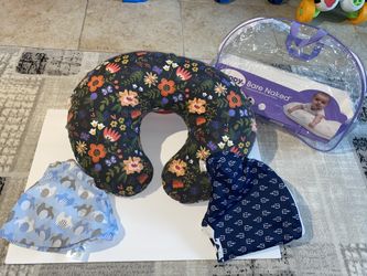 Bobby Pillow with 3 covers included