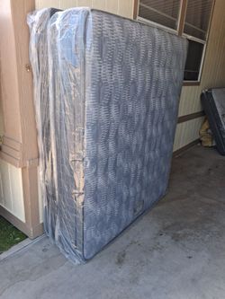Queen  sise  pillow  top  and  box  spring