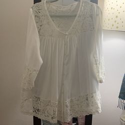 Women L size dress shirt , off white