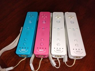 Wii Motion Plus controllers