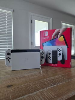 Nintendo Switch – OLED Model w/Joy-Con