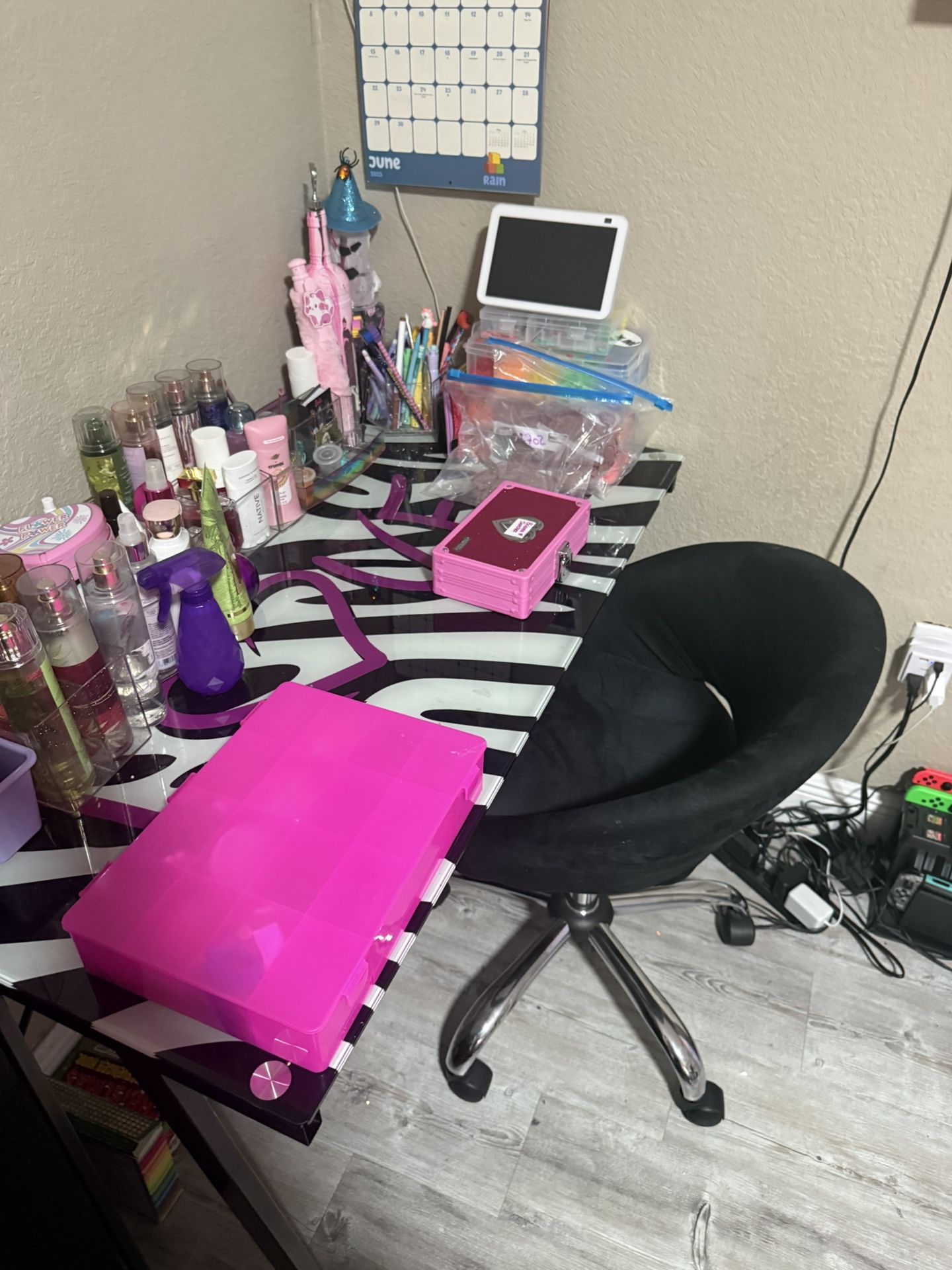 Kids Desk with chair