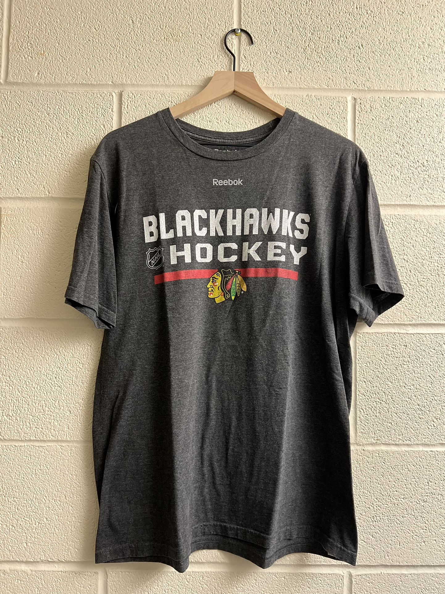 Large Chicago Blackhawks T-Shirt