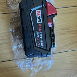 New Milwaukee M18 4.0ah Red Lithium Battery 