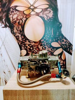 Holley Performance Service Double Pumper Carburator 4 Barrel Series 8105b