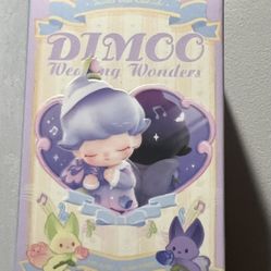 Dimoo Weaving Wonders Figure 