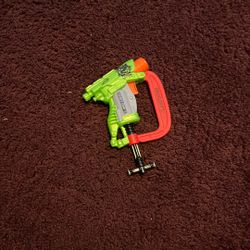 Zombie strike Nerf gun