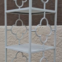 Cute metal decorative white  side.table  / Storage Shelf 
Aprox:41"1/2 T x 11"1/2 x 11"1/2