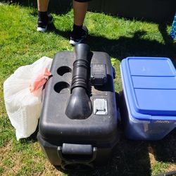 Ice Chest With AC