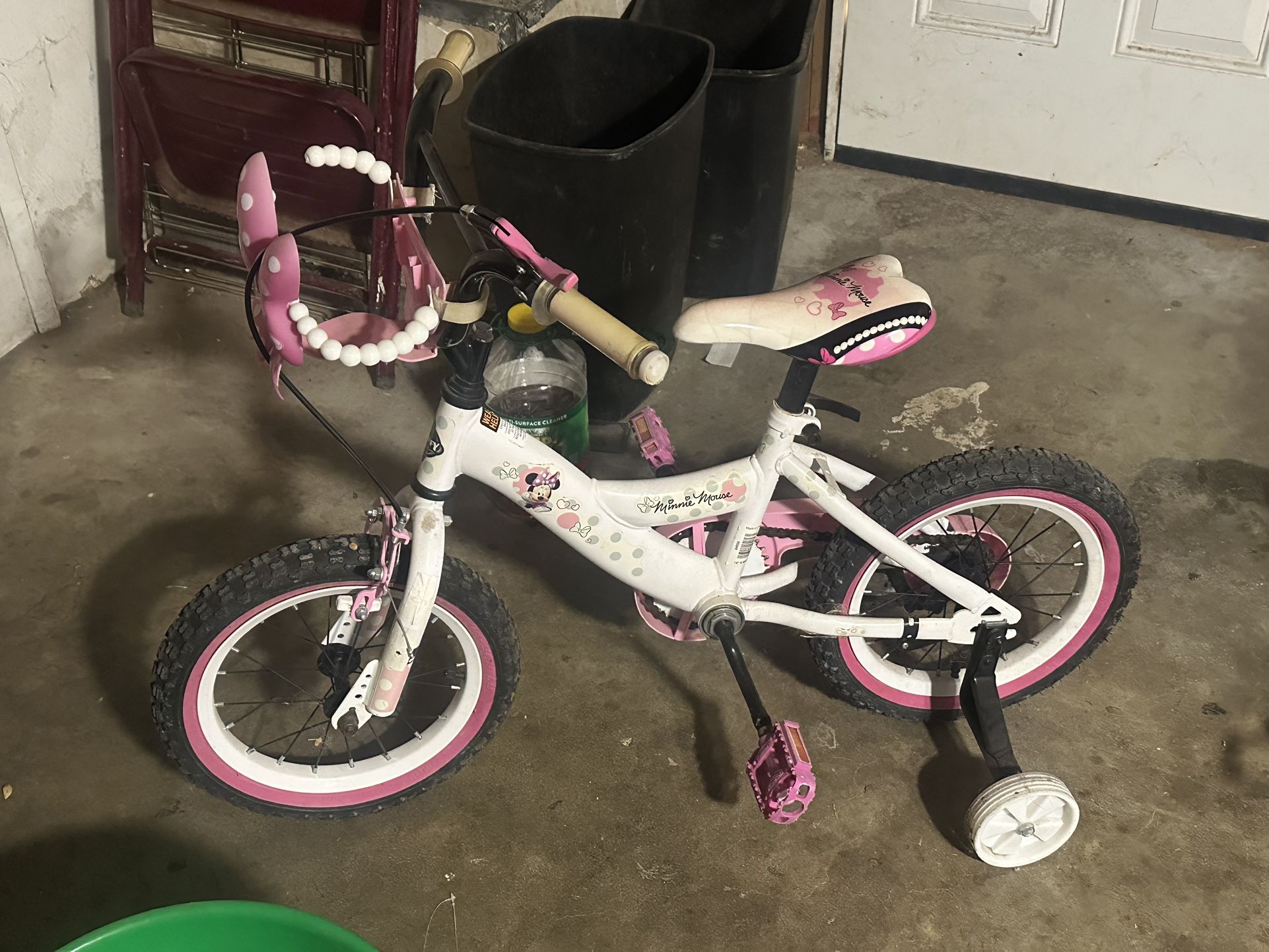 Minnie Mouse Bike With Training Wheels