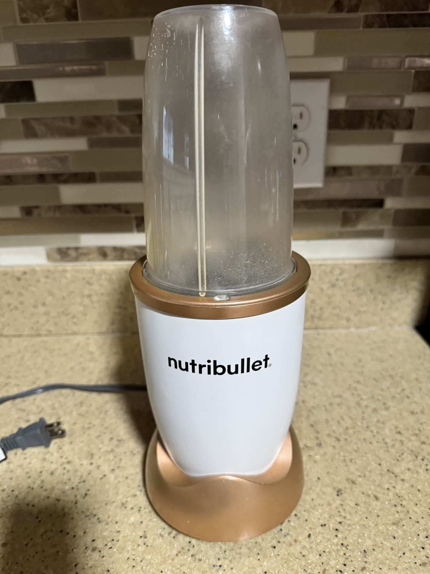 Nutribullet Bleander Copper And White Colour