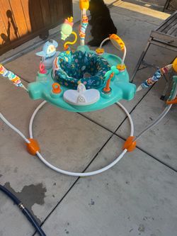Baby bouncer