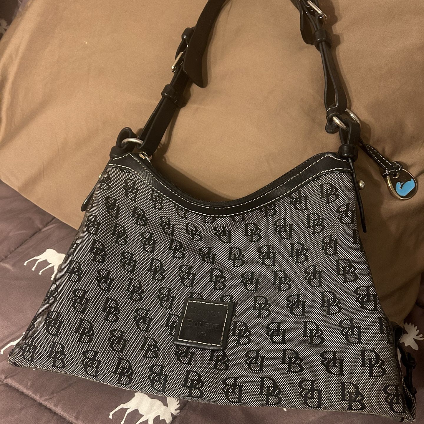 Dooney & Bourke Medium Purse