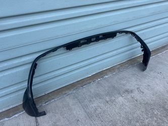 2022-2024 Porsche Macan GTS 95B Rear bumper lower valance