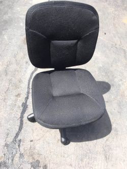 Very nice office chair