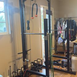 Cable Pull And Squat Rack Combo Machine 