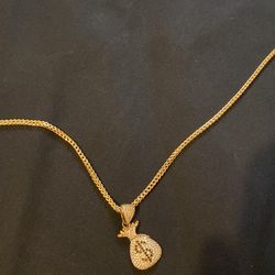 10kt Gold Chain And Pendant