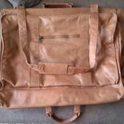 TUMI DAKOTA GARMENT BAG! (LEATHER) MADE IN USA! 🇺🇸