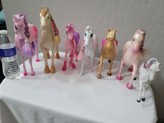Medium size horses $5 each