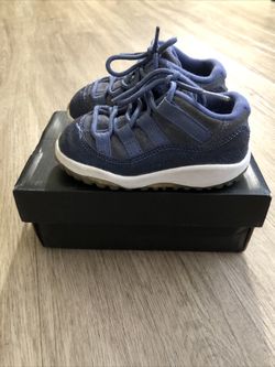 Air Jordan 11 Retro Low Blue Moon TD Size 6C 645107-408 Nike Sneakers Rare 