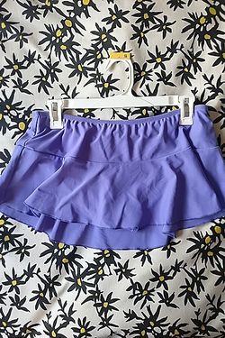 Isaac Mizrahi small skirted bikini bottom