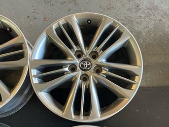 17” 2015-2017 TOYOTA CAMRY OEM WHEELS