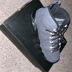 Jordan 9 Anthracite Size 7y