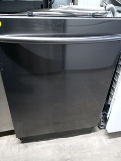 Samsung black stainless steel dishwasher with stainless tub - Free delivery