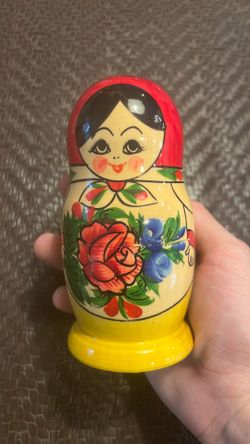 Russian Nesting Dolls 5 Babushka Matryoshka Yellow, Wooden,Flowers, Hand Painted