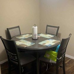Selling table