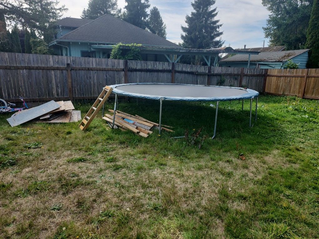 Free Trampoline. 14' Will Disasemble