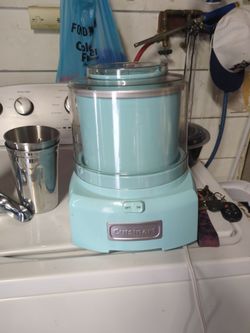 Ice cream maker
