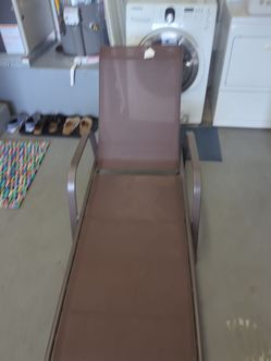Lounge chair