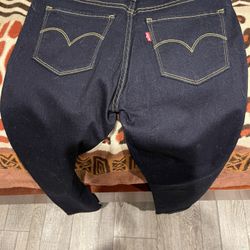 New Blue Levi’s Pants For Ladies Or Teens