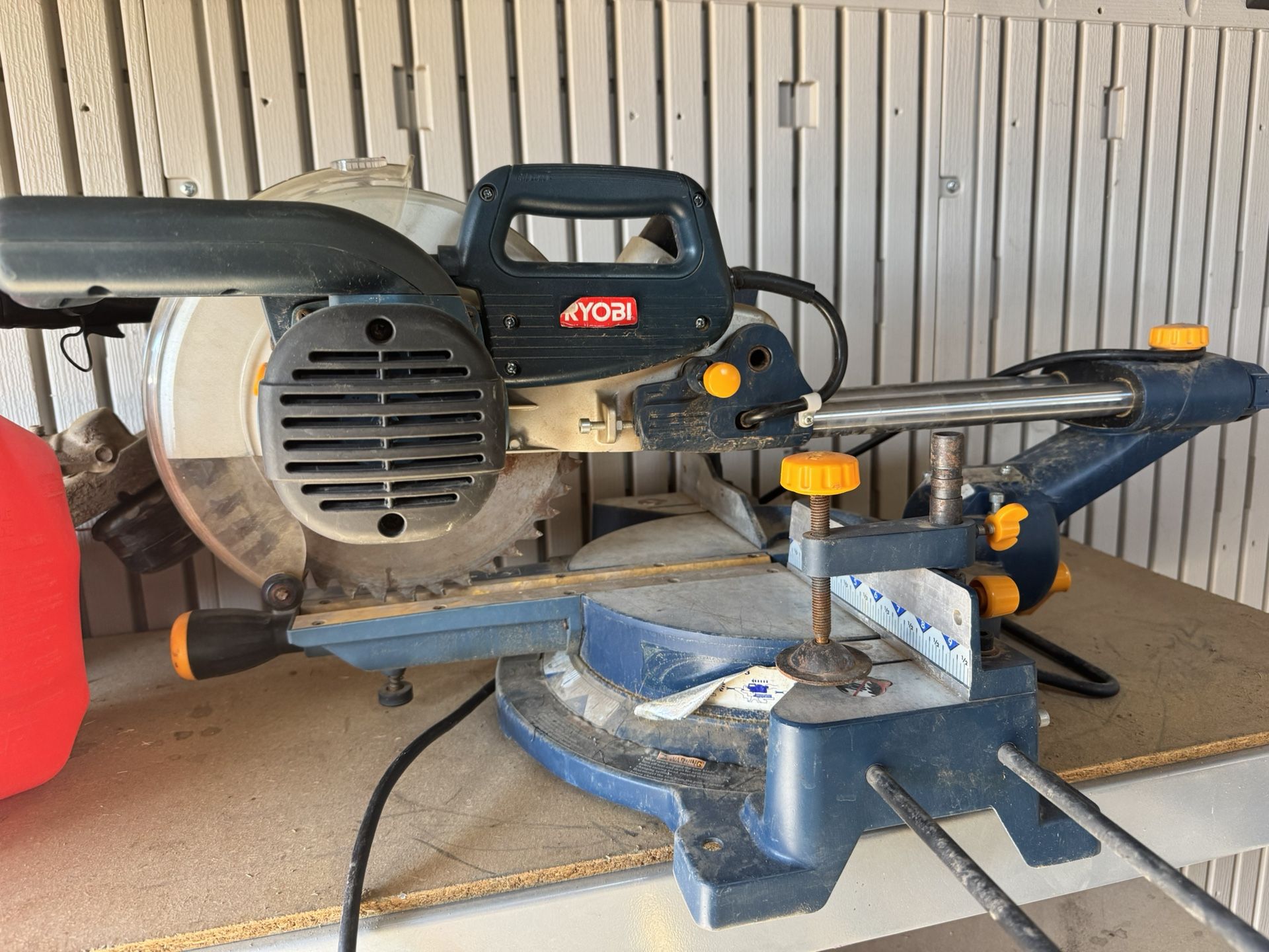 Ryobi Saw