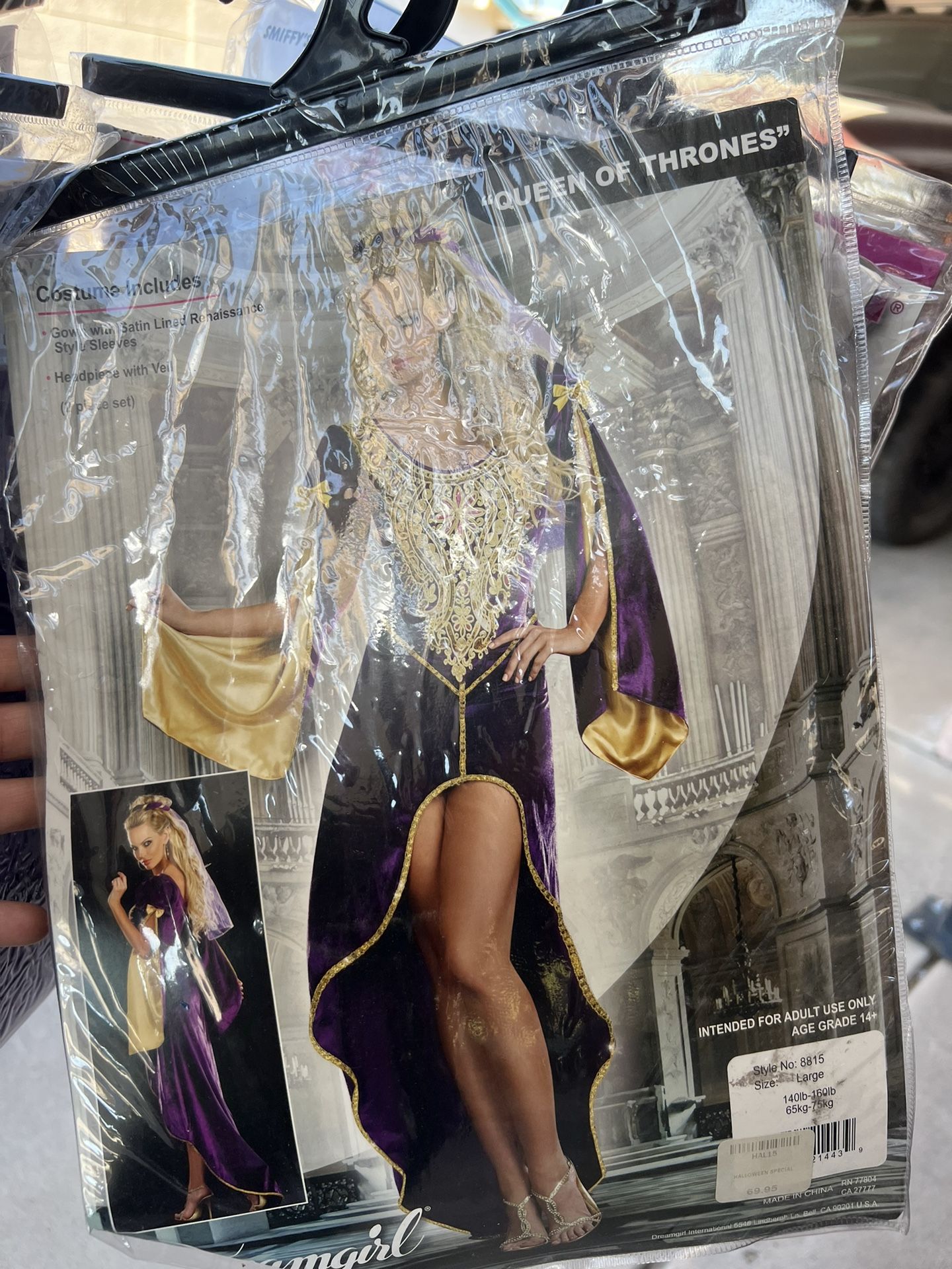 Queen Of Thrones Costume Large for Sale in Phoenix, AZ OfferUp