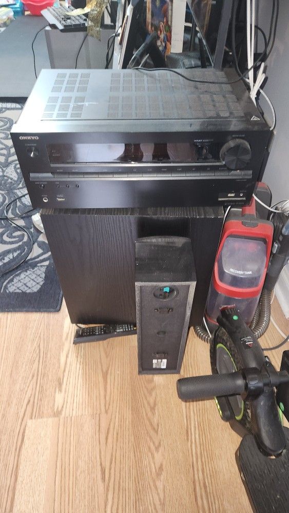 Onkyo HT-R693 Home Theater Receiver With Subwoofer And Speakers